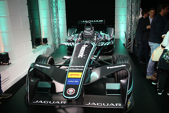 Jaguar Formula E Rennwage (&copy;Foto. Martin Schmitz)